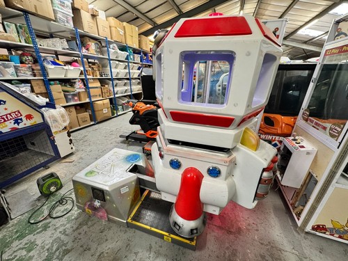 Space rocket kiddie ride - space,